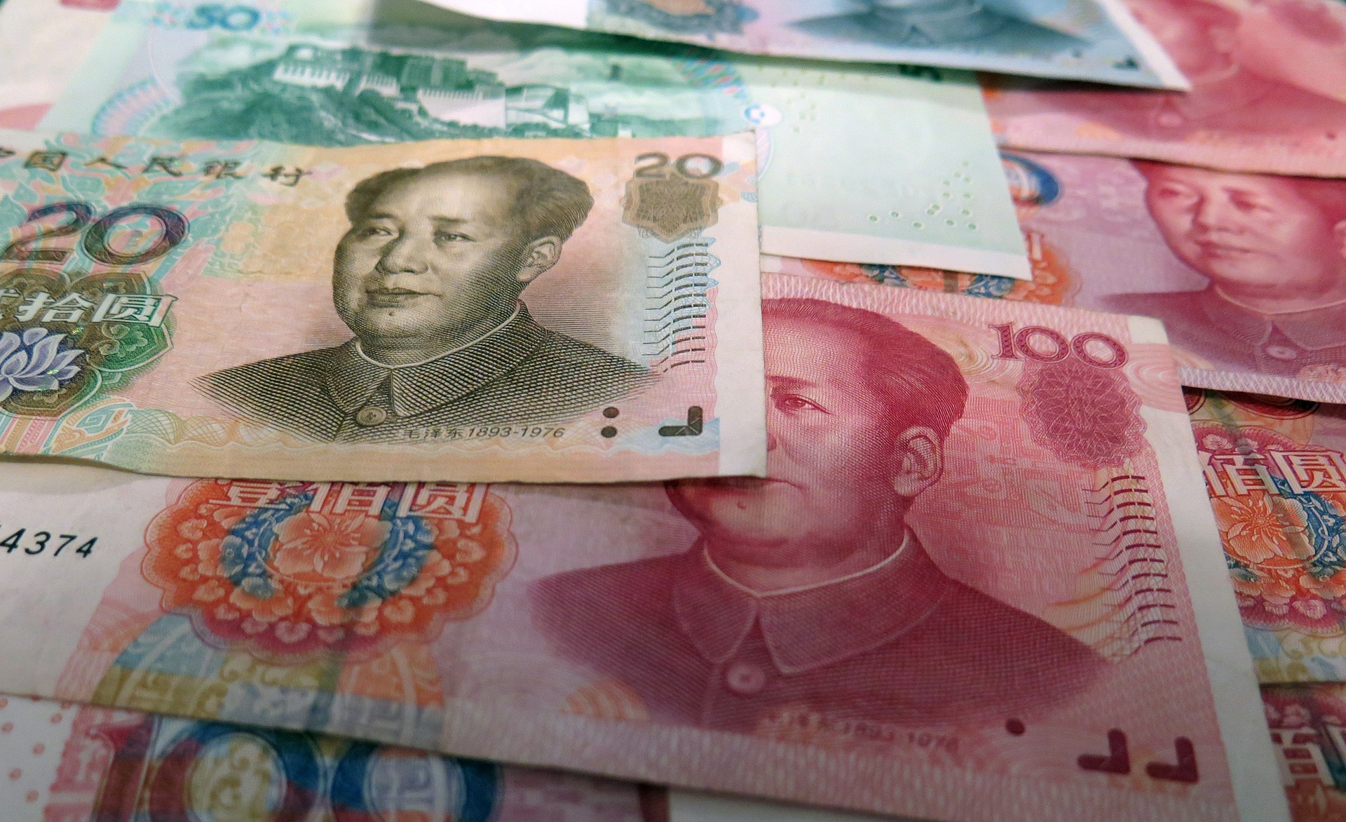 Chinese Investors Can Open Offshore Bank Accounts