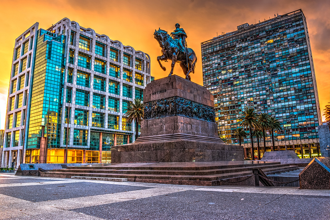 Sunset at Plaza Independencia Montevideo Uruguay