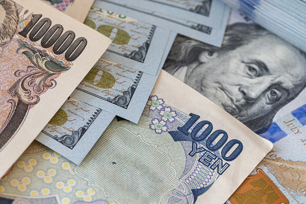 The Yen Red Line: Japan and the U.S. Intervene Together for the First Time in 15 Years